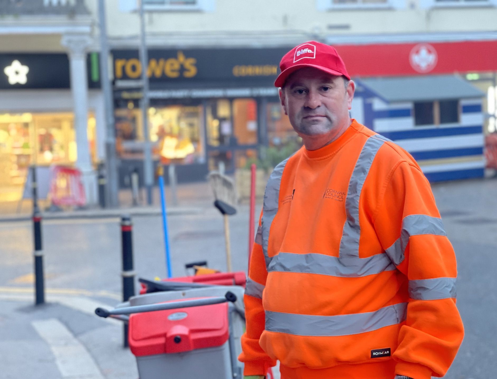 n Stuart is one of the Cornwall Council team who clean the streets before the crowds of shoppers. The vital team are easily recognisable in their bright orange high vis jackets. They work their way down from Kimberley Park at around 7am before proceeding