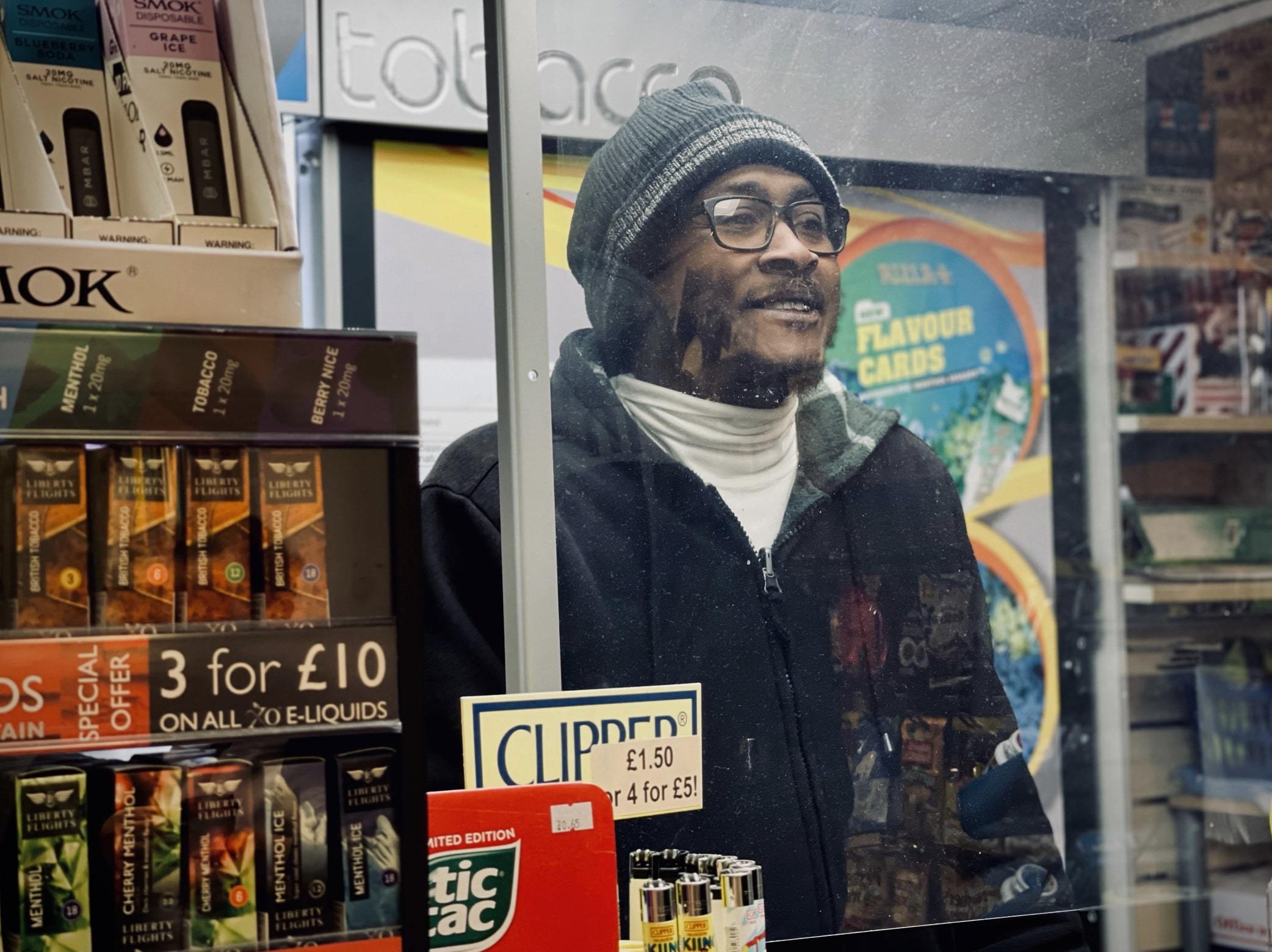 n Curtis starts at 6.30am to get the newspapers sorted for the day. They each need to be counted and organised. Curtis then moves onto the Kiosk upon shop opening. He jokes with his regular customers, many of whom are also early risers starting work.