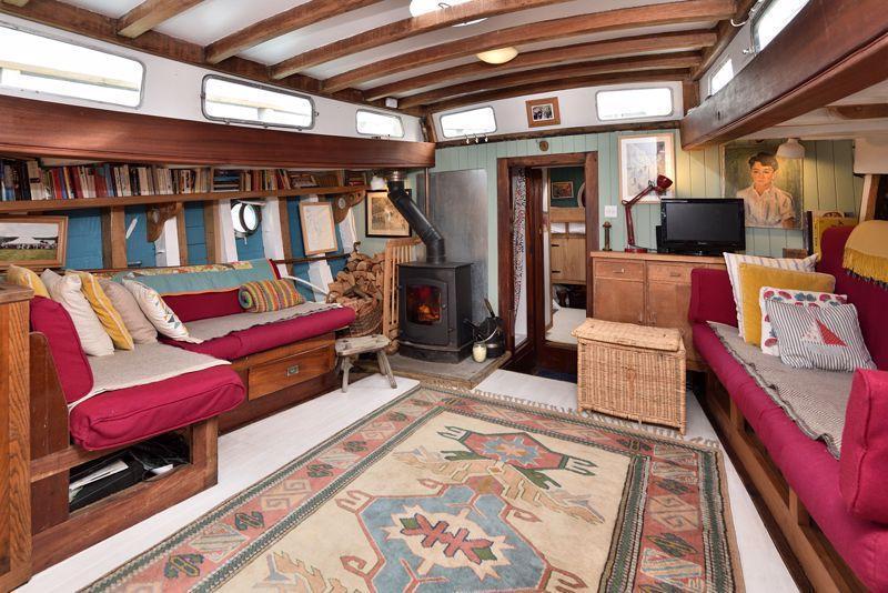 Houseboat In Falmouth Up For Sale Falmouth Packet