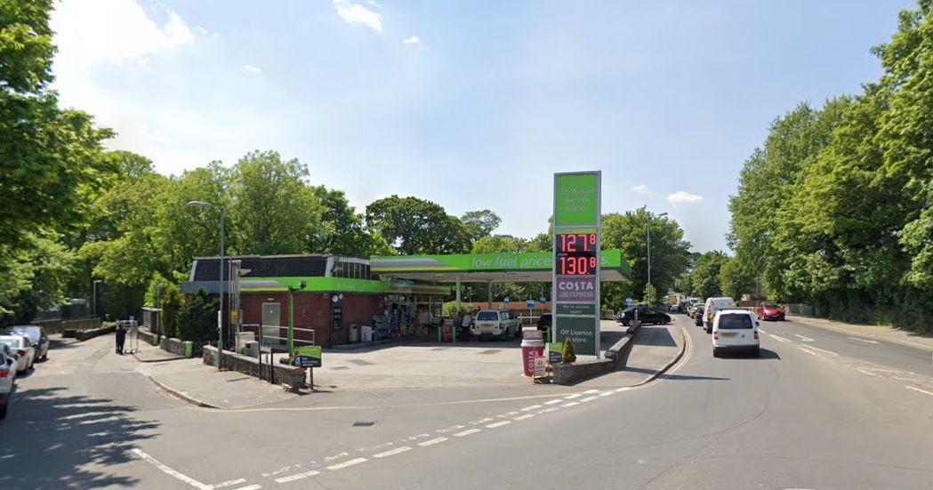 The attempted robbery took place at Applegreen Service Station, St Austell