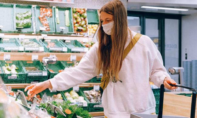 Iceland reduces Christmas veg to just 1p – but you’ll need to be quick  File image of a supermarket: Pexels