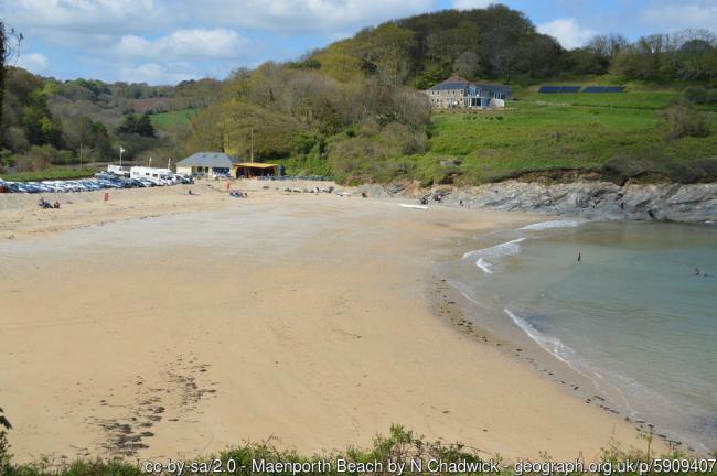 Maenporth Beach Cafe wants to replace the 'dilapidated' ice cream kiosk