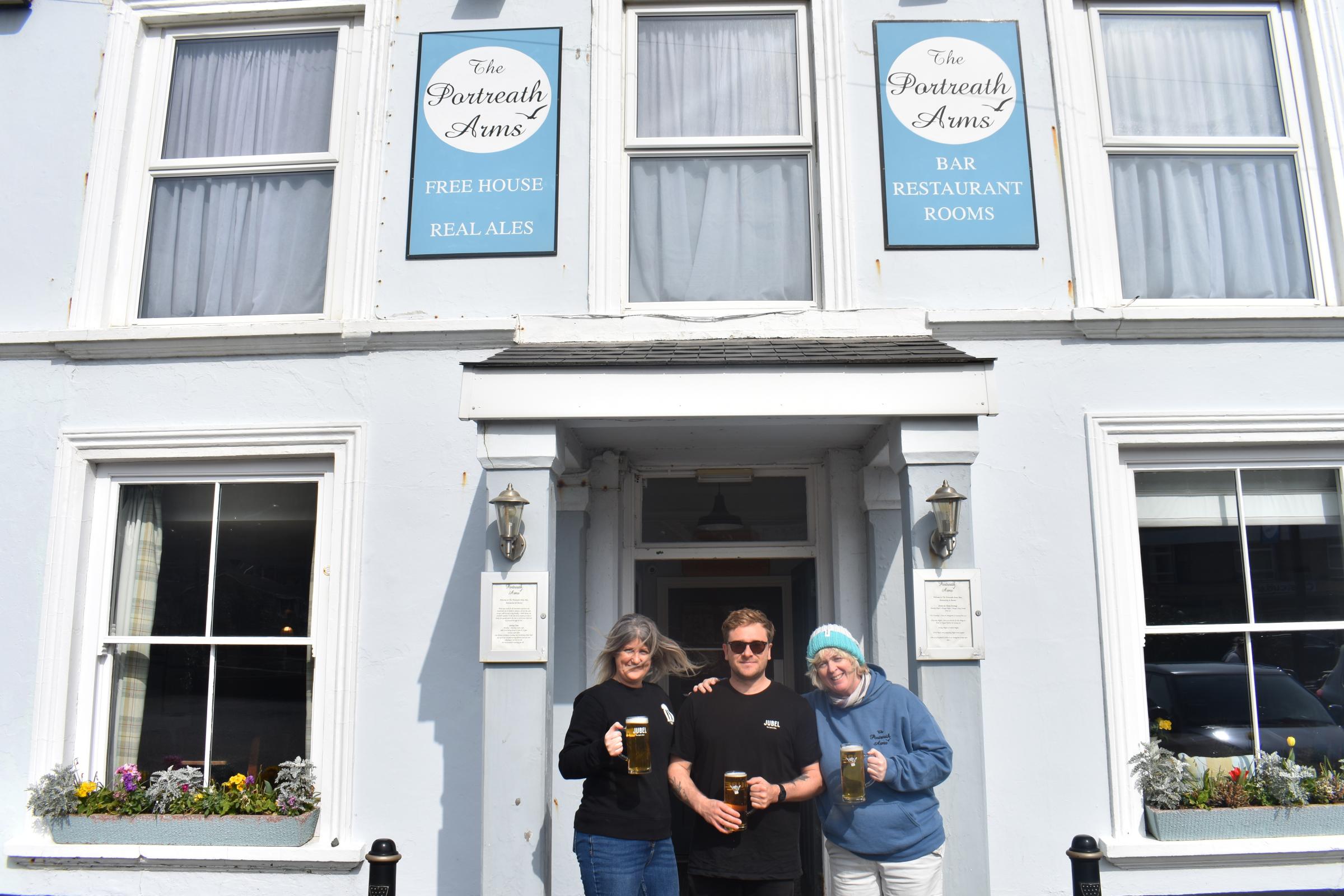 Claire, Nicole and Jack outside the Portreath Arms