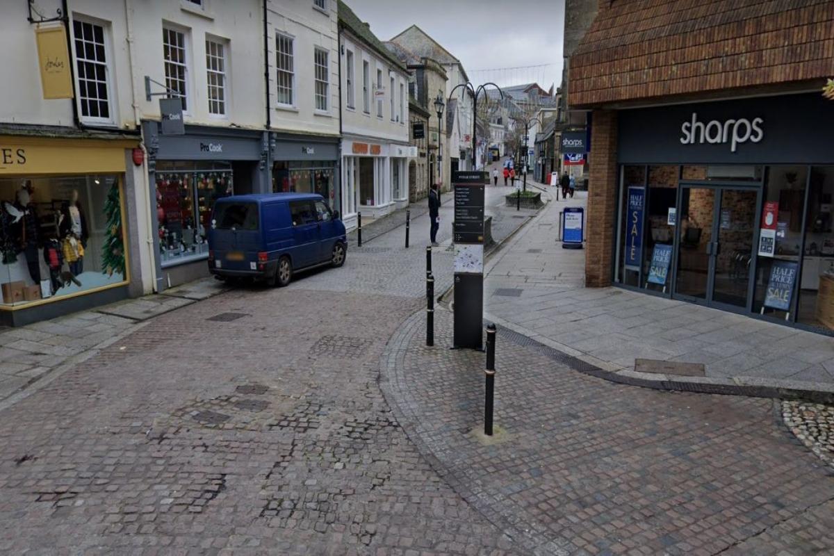 Crave Street Food can now operate for a horse box in Pydar Street, Truro