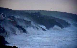Porthleven during Storm Eunice. Picture Carl Plaister/Packet Camera Club