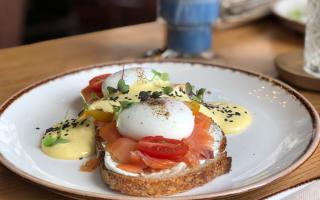 Best places to go for brunch in Falmouth according to Tripadvisor reviews (Canva)